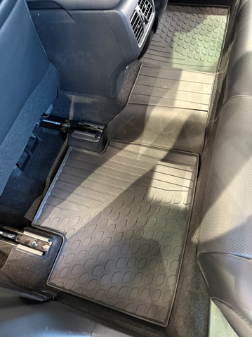 Килимки салону (гумові) TOYOTA CAMRY (AXV 80) Україна (43877)