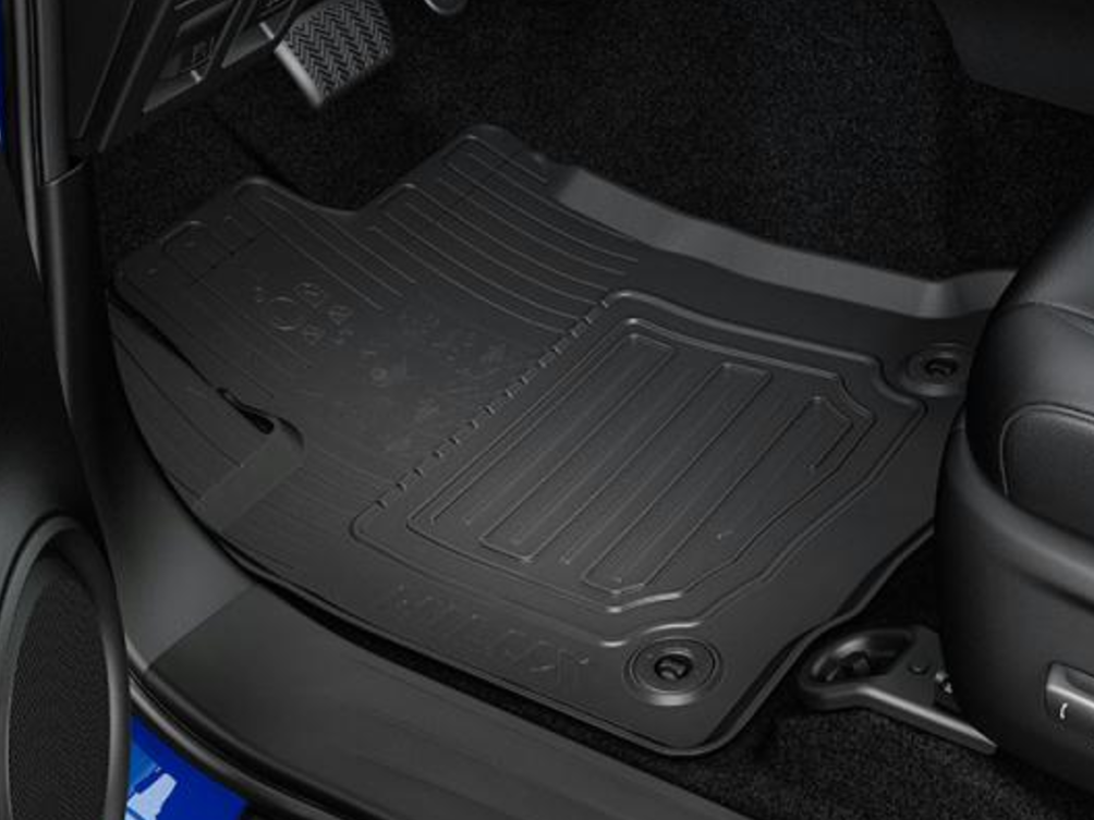 Килимки салону (гумові) Hilux (TOYOTA) (24932)