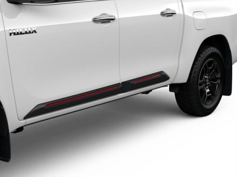 Молдинги дверей з червоною вставкою (к-кт.) (TOYOTA) (31453)