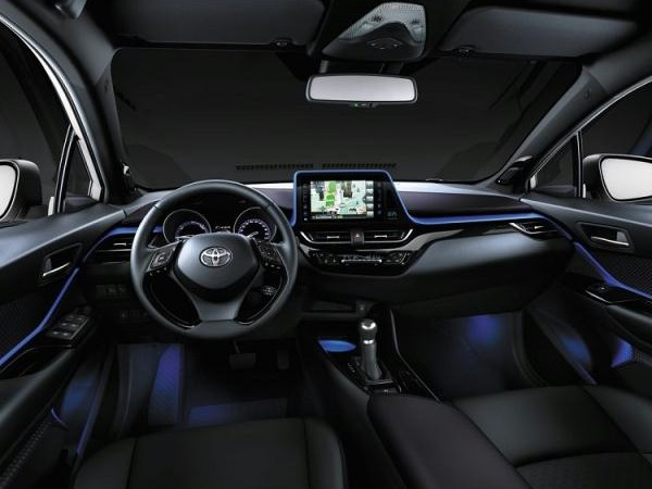 Підсвітка салона в ногах водія та пасажиру (TOYOTA) (31627)