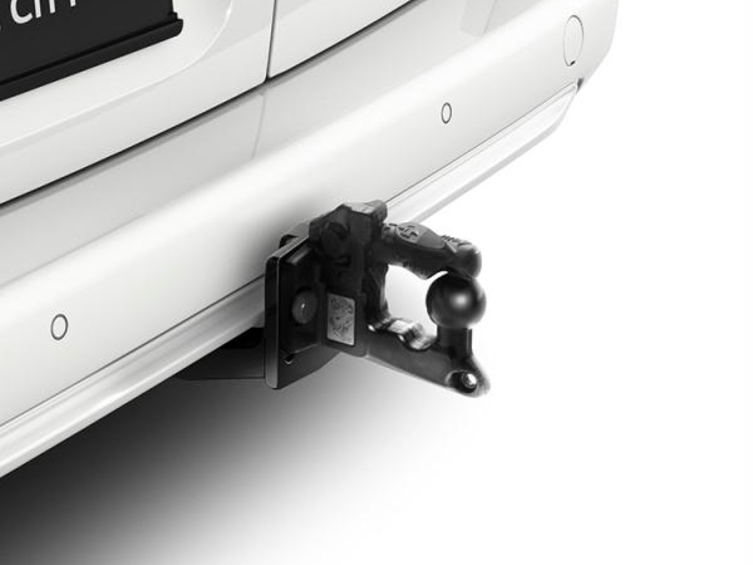 Фланцевий фаркоп з проводкою (TOYOTA) (31721)