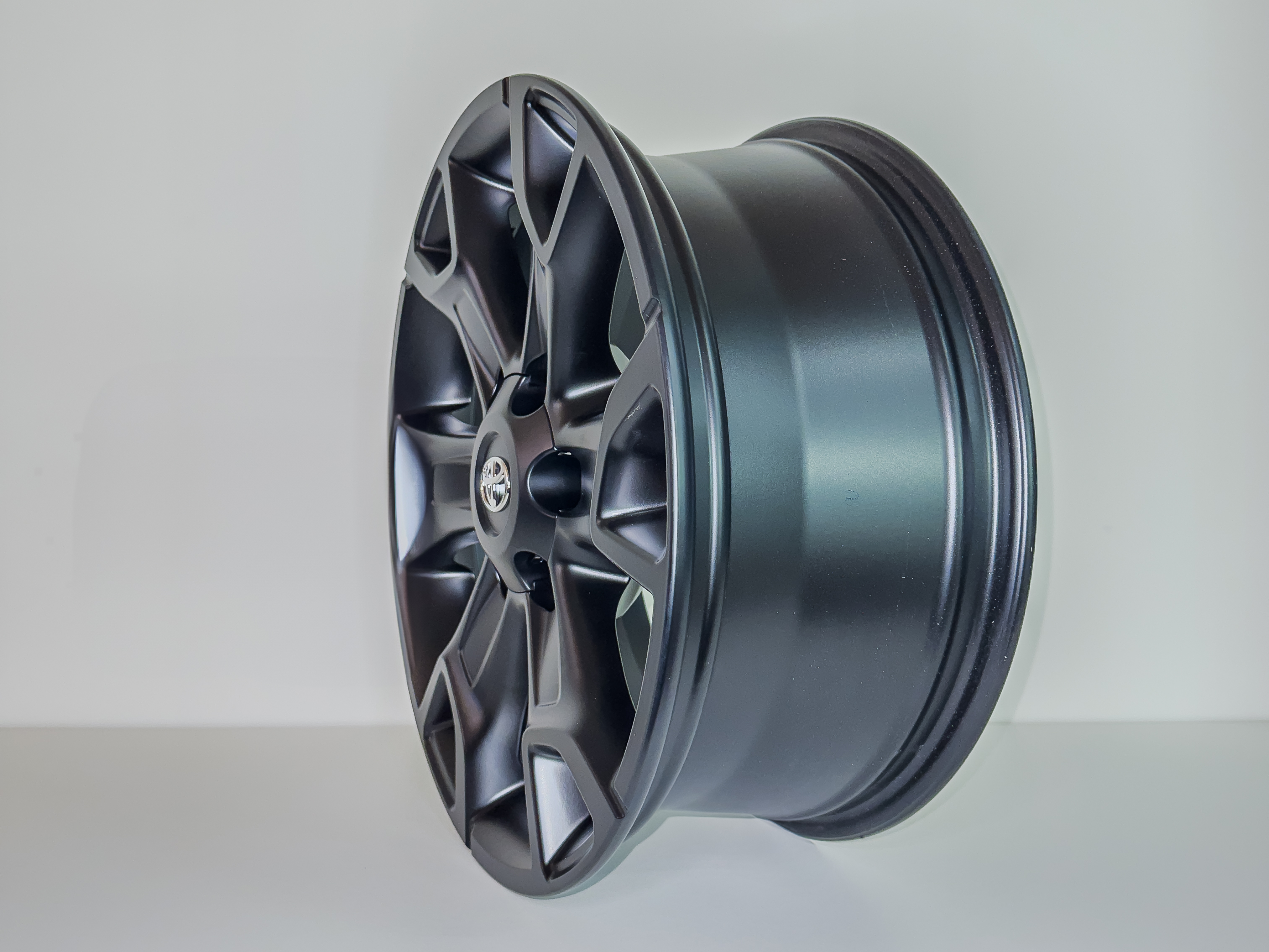 Диск легкосплавний 18" (TOYOTA) (33104)