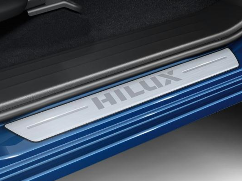 Накладки порогів (к-кт) Hilux (TOYOTA) (25090)