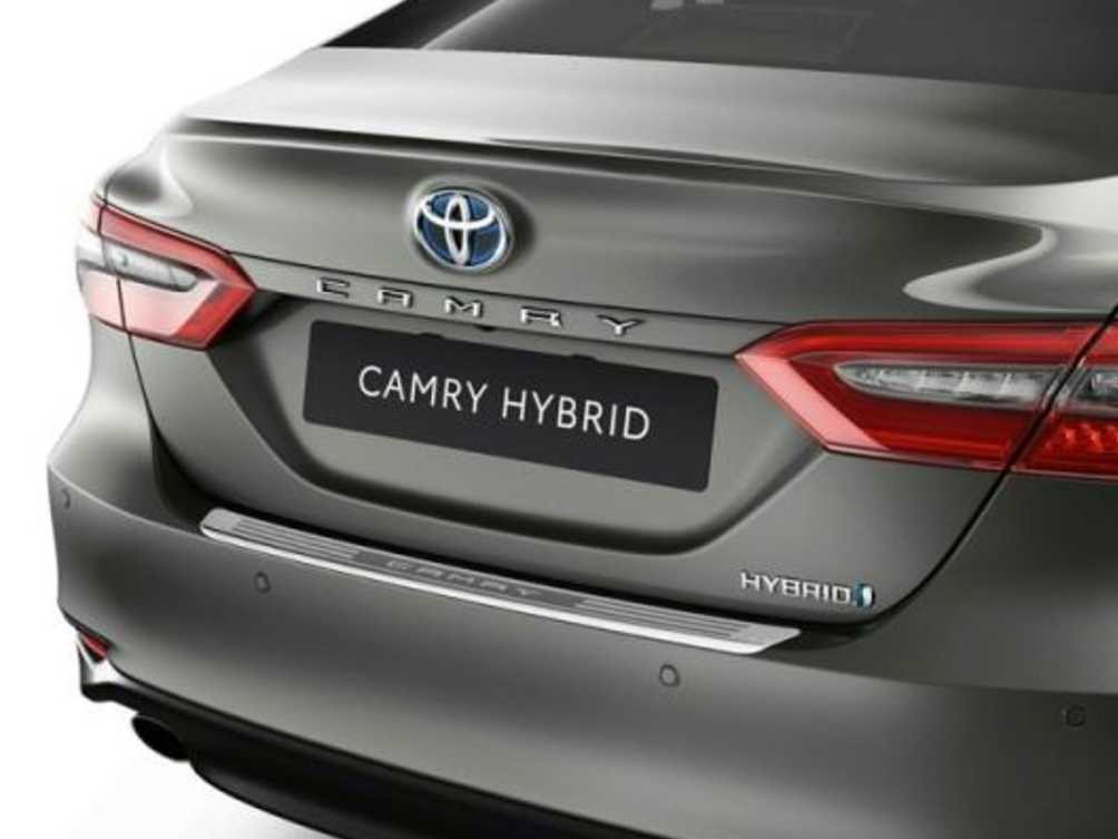 Захисна накладка заднього бампера Camry 70 (TOYOTA) (25097)